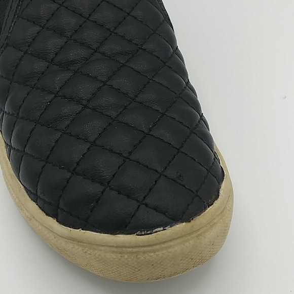Steve Madden Black Quilted Upper Round Toe Platform Heel Slip On Loafer Sneaker - Picture 14 of 15